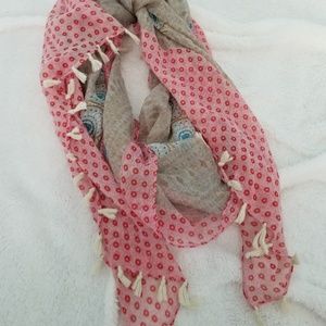 Old Navy Tassel Scarf